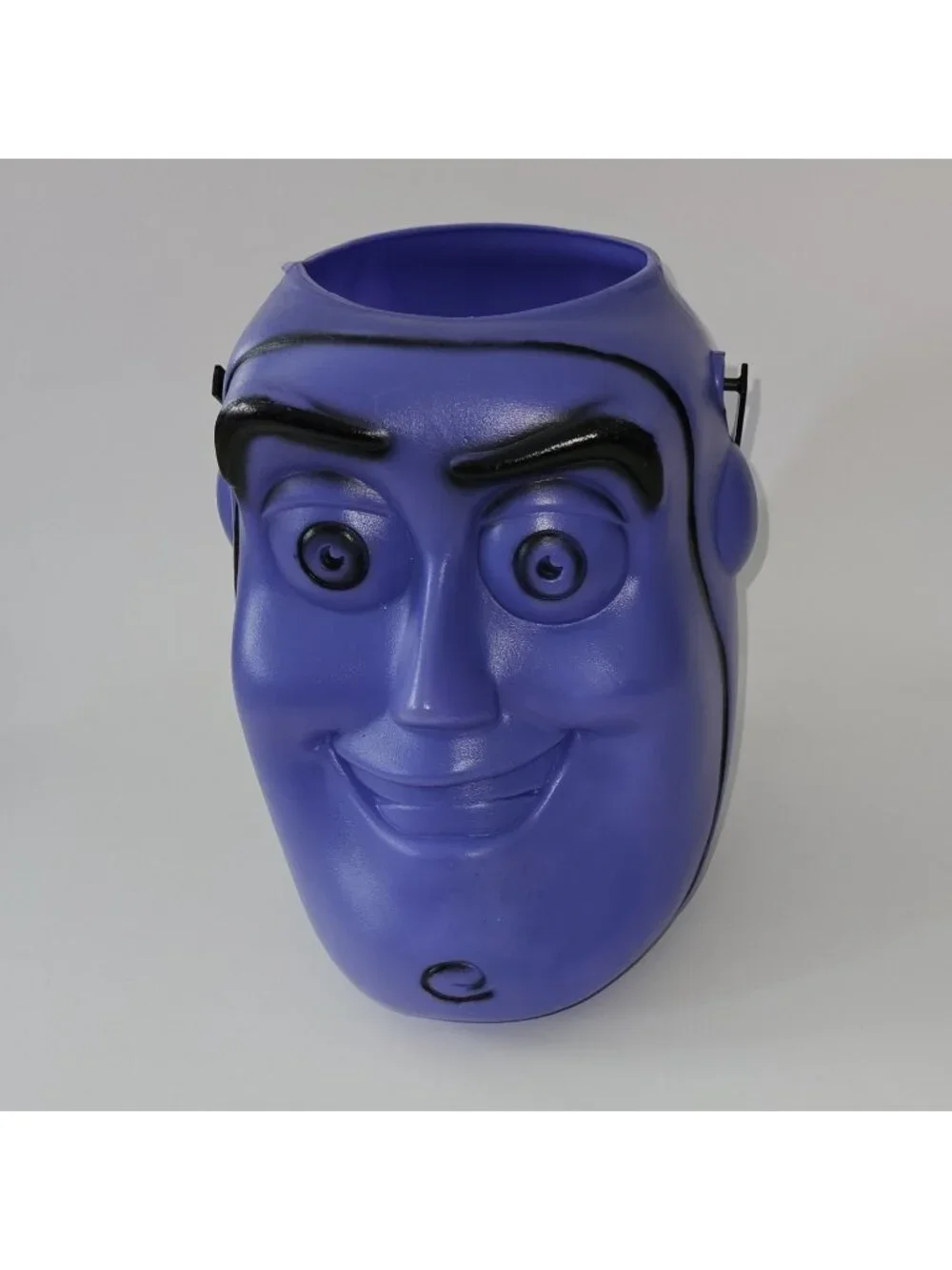 Disney Purple Buzz Lightyear Toy Story Plastic Candy Bucket Pail Trick Or Treat